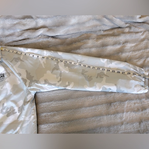 Vans Torrey Coach Jacket White Camo Men’s Size Large - Picture 14 of 16